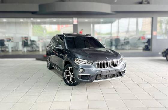 BMW X1 2.0 16V TURBO ACTIVEFLEX SDRIVE20I X-LINE 4P AUTOMÁTICO BMW X1 2.0 16V TURBO ACTIVEFLEX SDRIVE20I X-LINE 4P AUTOMÁTICO